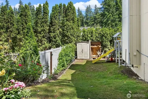 23424 100th Avenue W Edmonds WA 98020