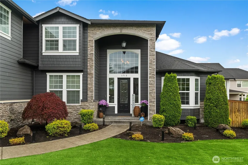 1712 65th Street SE Auburn WA 98092