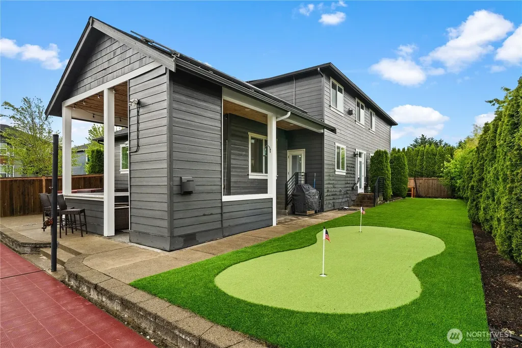 1712 65th Street SE Auburn WA 98092
