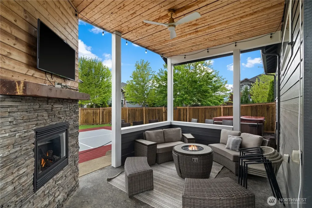 1712 65th Street SE Auburn WA 98092