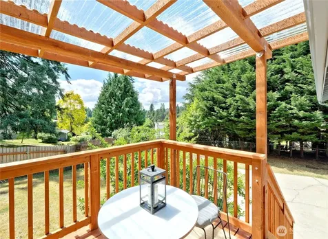 10417 NE 142 Street Kirkland WA 98034