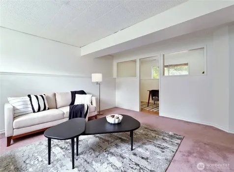 10417 NE 142 Street Kirkland WA 98034