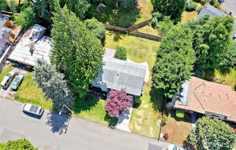 10417 NE 142 Street Kirkland WA 98034