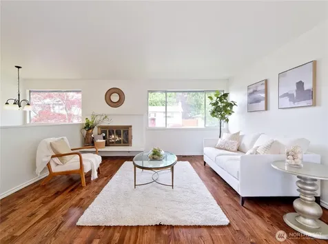 10417 NE 142 Street Kirkland WA 98034