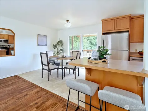 10417 NE 142 Street Kirkland WA 98034