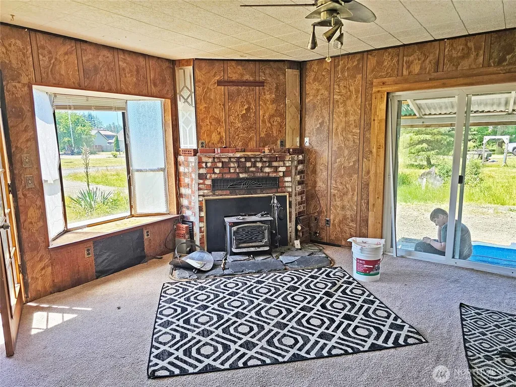 5 Elma Gate Road Oakville WA 98569