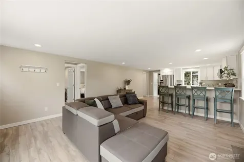 2516 103rd Avenue SE Lake Stevens WA 98258