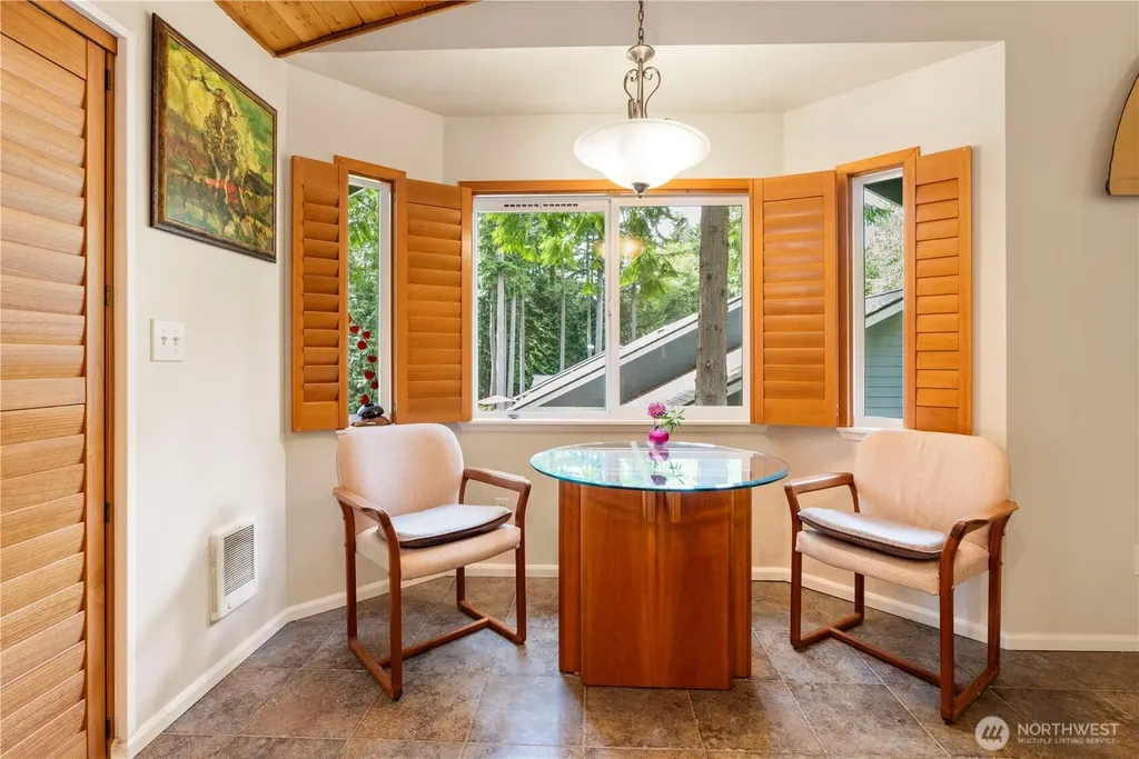 72 Sayward Lane Port Ludlow WA 98365