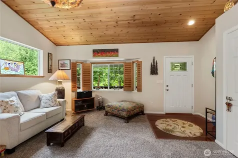 72 Sayward Lane Port Ludlow WA 98365