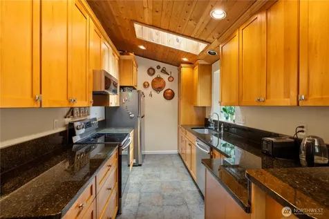 72 Sayward Lane Port Ludlow WA 98365