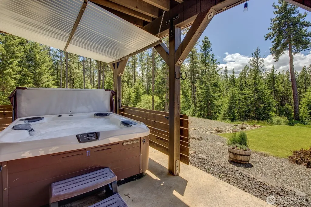 1571 Big Tail Road Cle Elum WA 98922