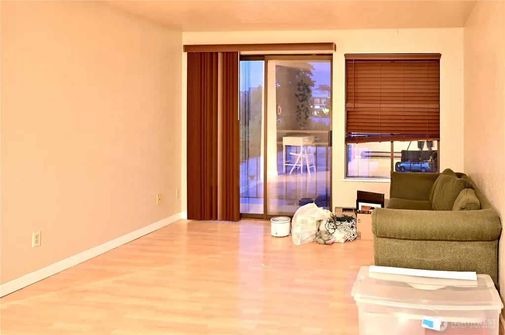 1006 N 43rd Street Seattle WA 98103