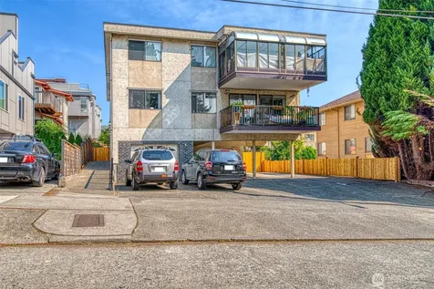 1006 N 43rd Street Seattle WA 98103