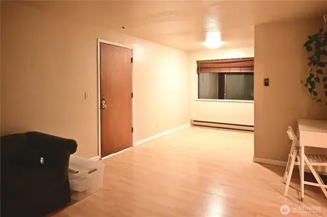 1006 N 43rd Street Seattle WA 98103