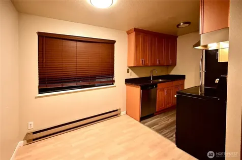 1006 N 43rd Street Seattle WA 98103