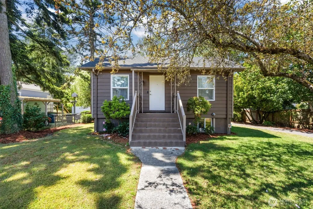 12419 20th Avenue S Seattle WA 98168