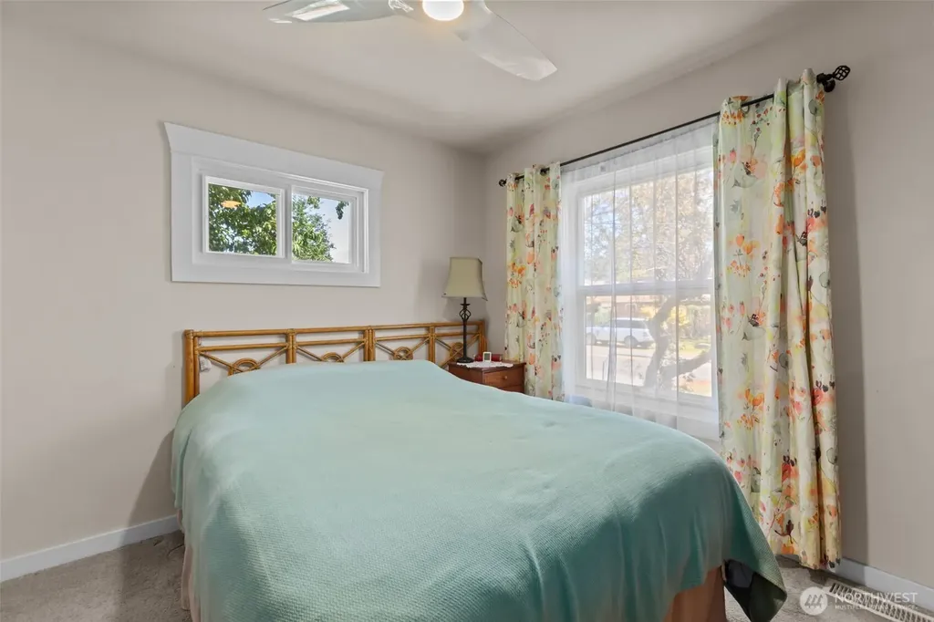 12419 20th Avenue S Seattle WA 98168
