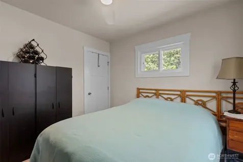 12419 20th Avenue S Seattle WA 98168