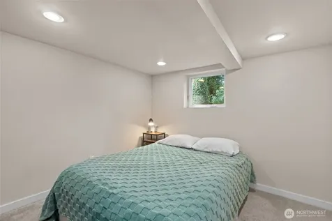 12419 20th Avenue S Seattle WA 98168