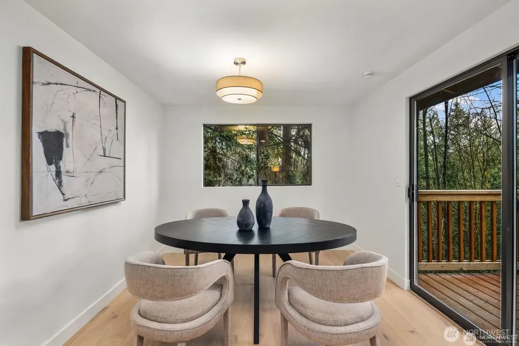 25529 SE 159th Street Issaquah WA 98027