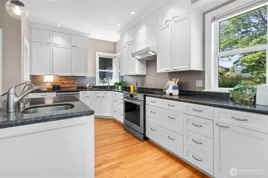 7716 30th Avenue NW Seattle WA 98177