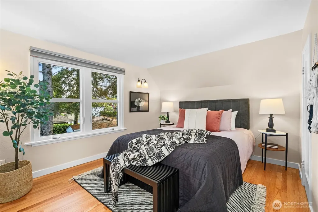7716 30th Avenue NW Seattle WA 98177
