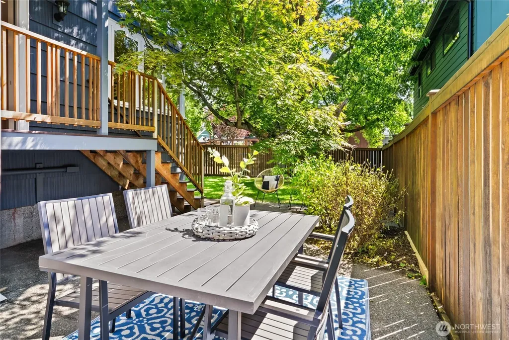 7716 30th Avenue NW Seattle WA 98177