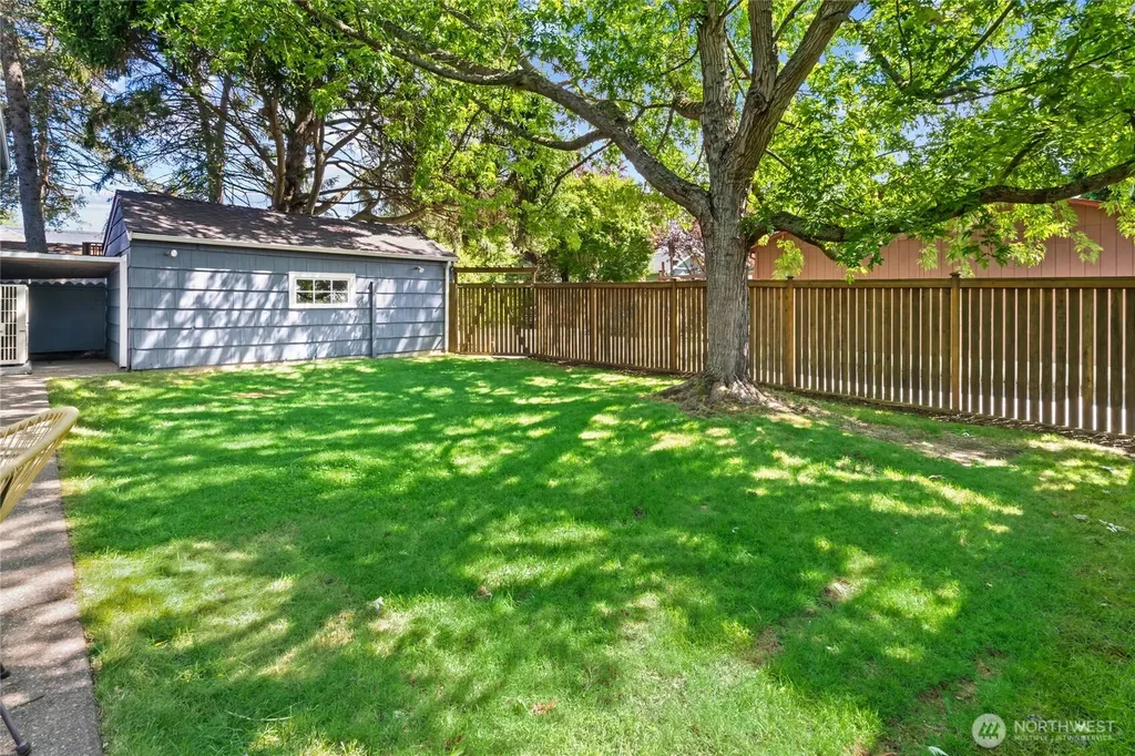 7716 30th Avenue NW Seattle WA 98177