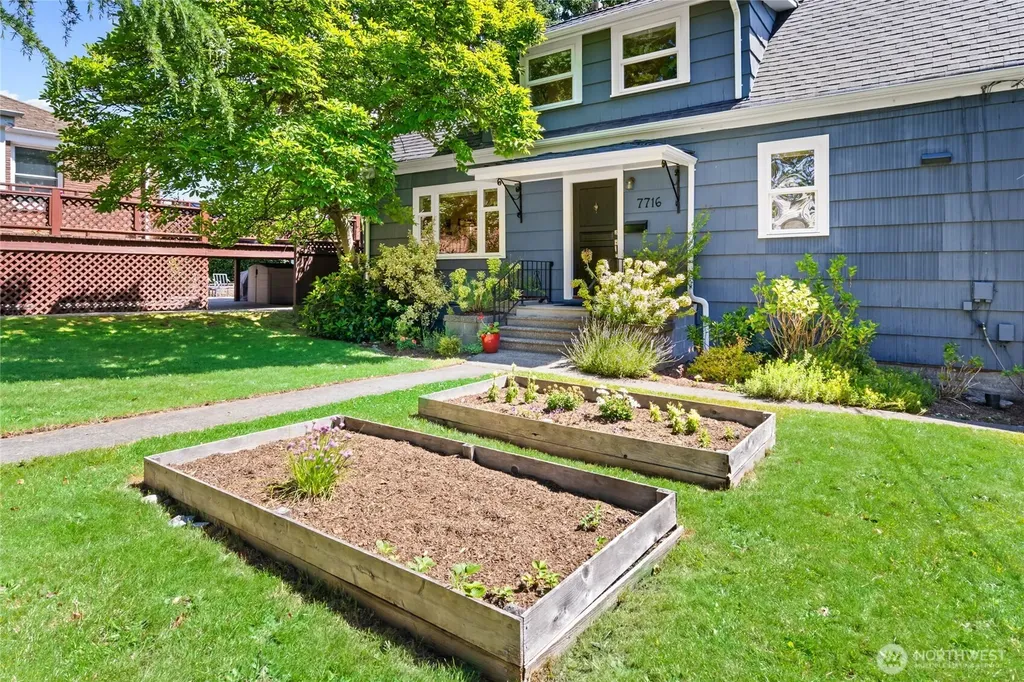7716 30th Avenue NW Seattle WA 98177