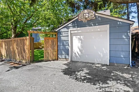 7716 30th Avenue NW Seattle WA 98177