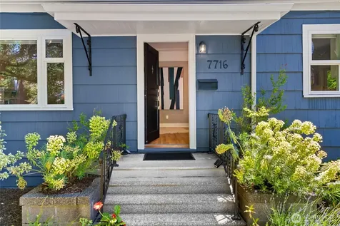 7716 30th Avenue NW Seattle WA 98177