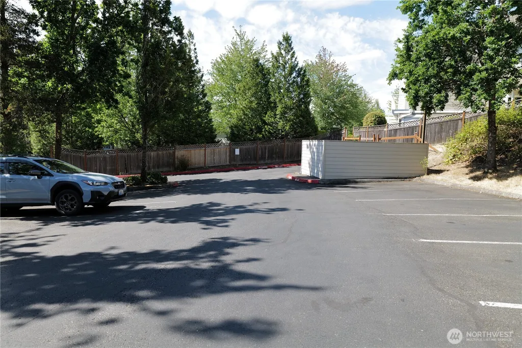 2957 142nd Place SE Bellevue WA 98007