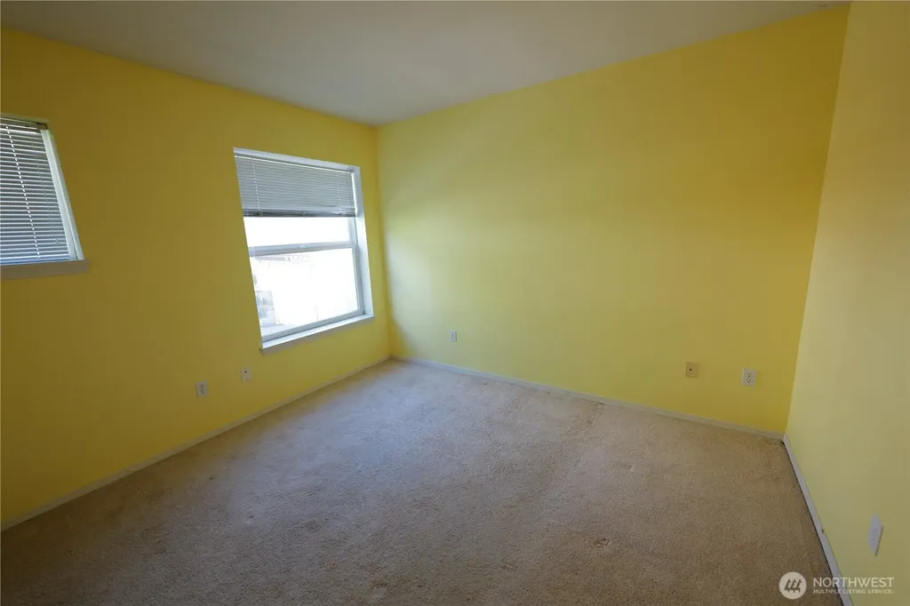2957 142nd Place SE Bellevue WA 98007