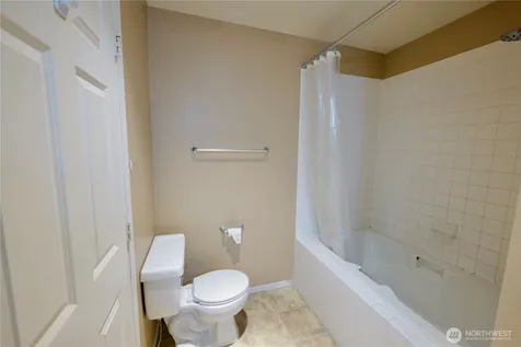 2957 142nd Place SE Bellevue WA 98007