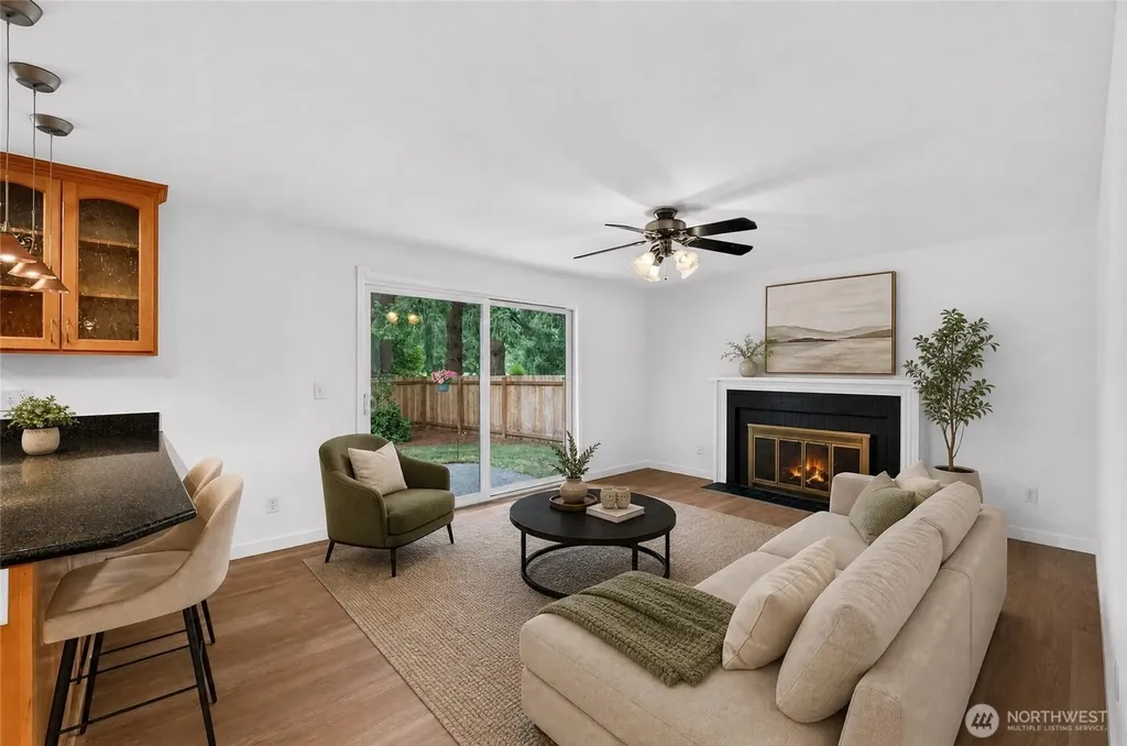 31756 42nd Avenue SW Federal Way WA 98023