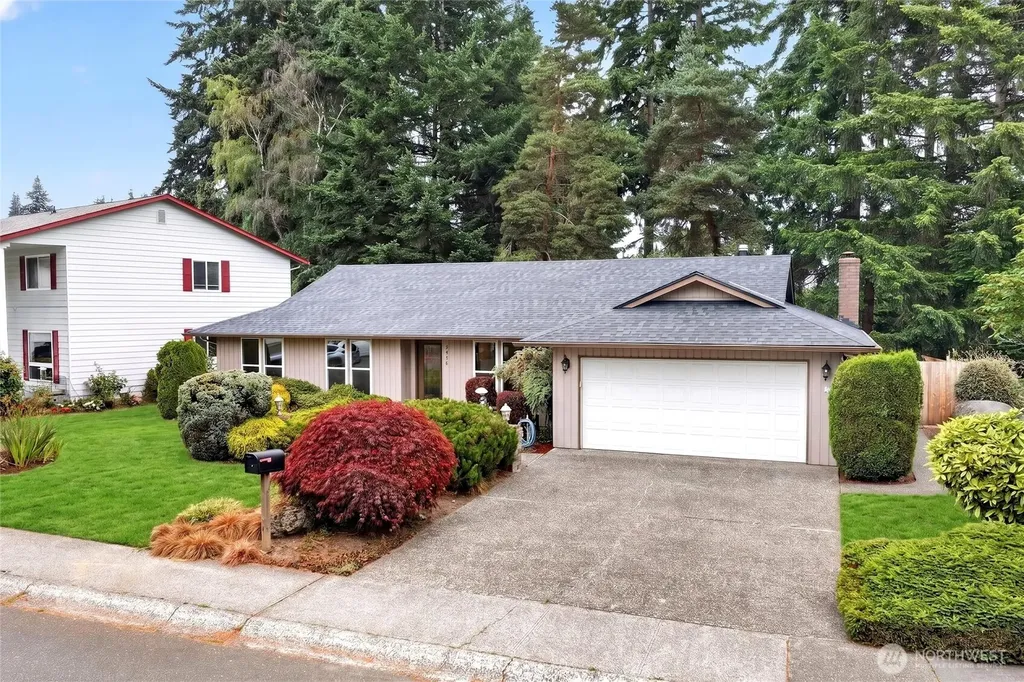 31756 42nd Avenue SW Federal Way WA 98023