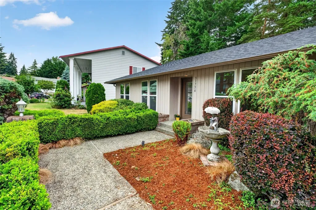 31756 42nd Avenue SW Federal Way WA 98023