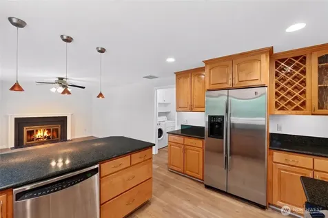 31756 42nd Avenue SW Federal Way WA 98023