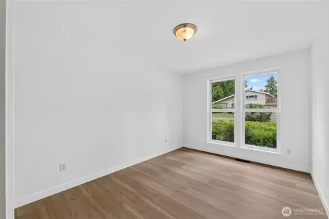 31756 42nd Avenue SW Federal Way WA 98023