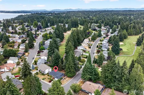 31756 42nd Avenue SW Federal Way WA 98023