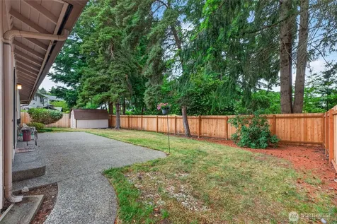31756 42nd Avenue SW Federal Way WA 98023