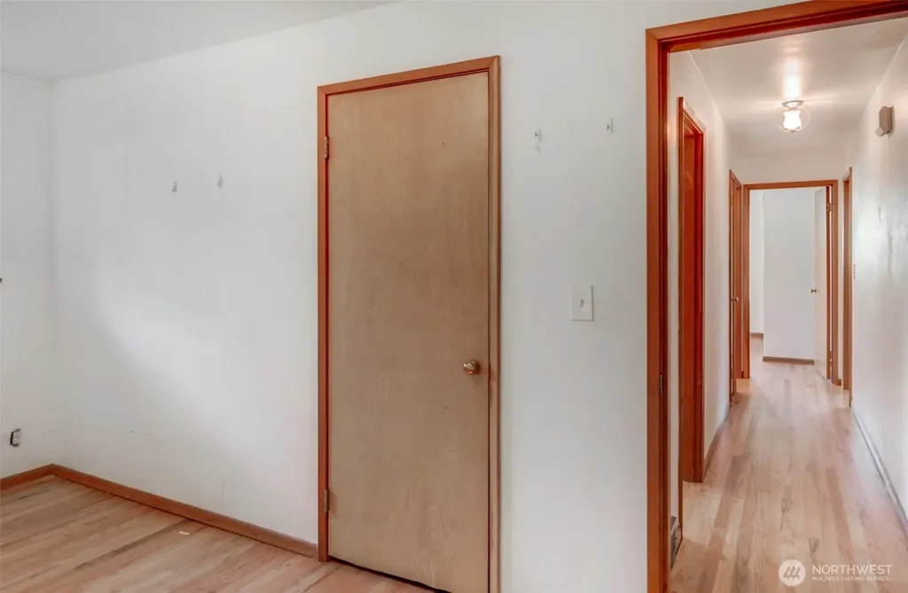 4929 55th Avenue S Seattle WA 98118