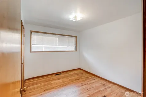 4929 55th Avenue S Seattle WA 98118