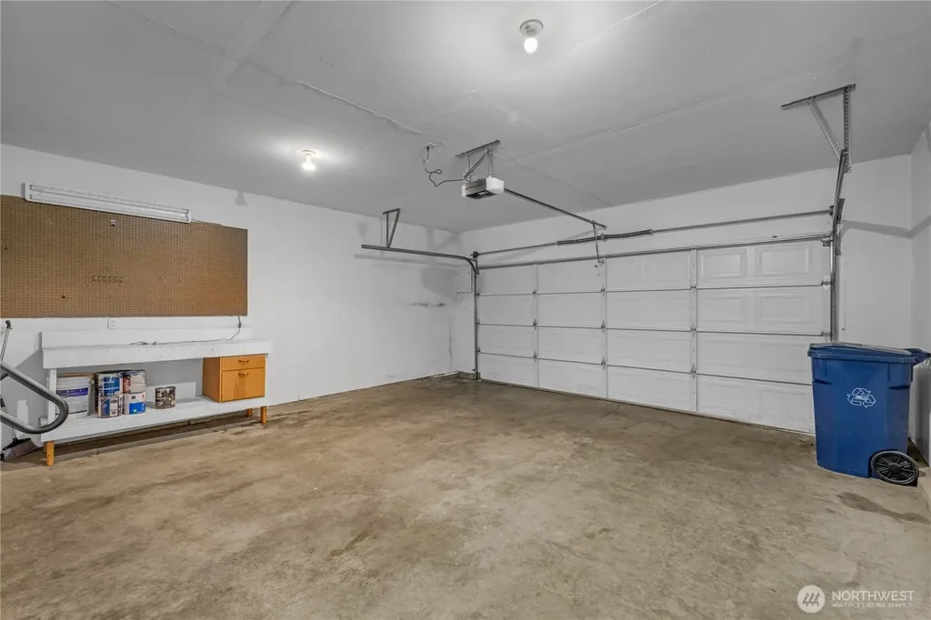 16704 Cobblestone Drive Lynnwood WA 98037
