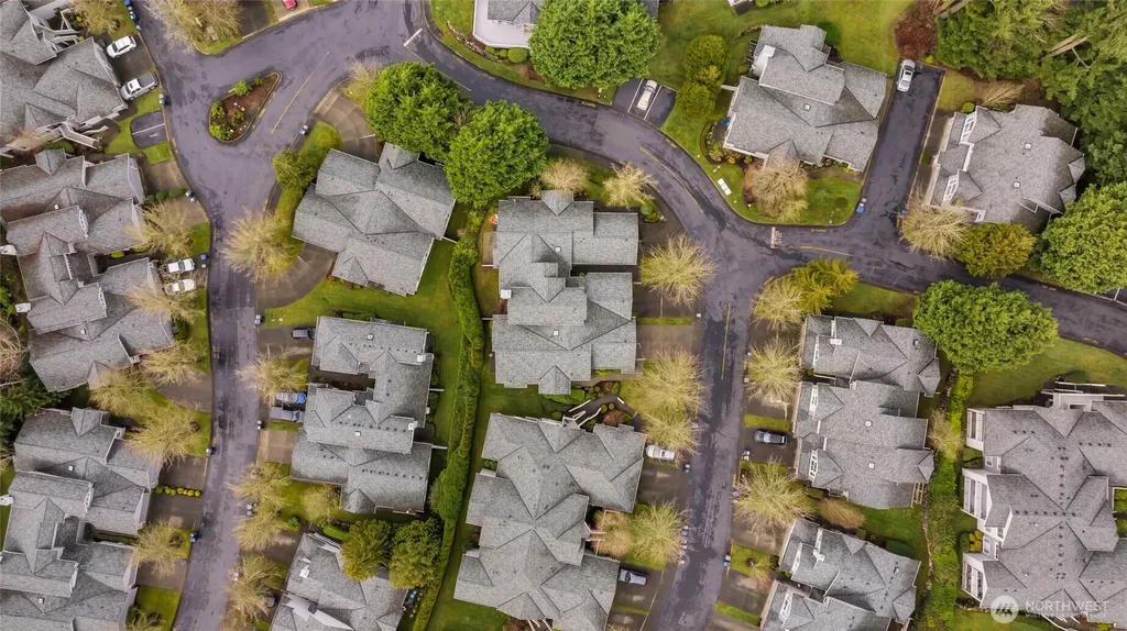 16704 Cobblestone Drive Lynnwood WA 98037