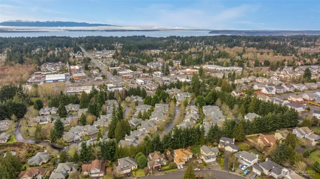 16704 Cobblestone Drive Lynnwood WA 98037