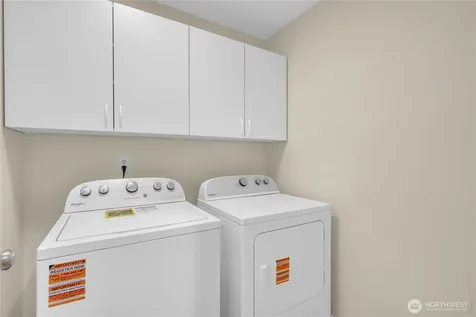 16704 Cobblestone Drive Lynnwood WA 98037