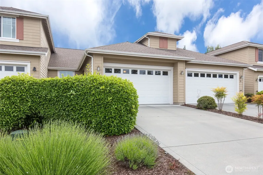61 Snapdragon Lane Sequim WA 98382