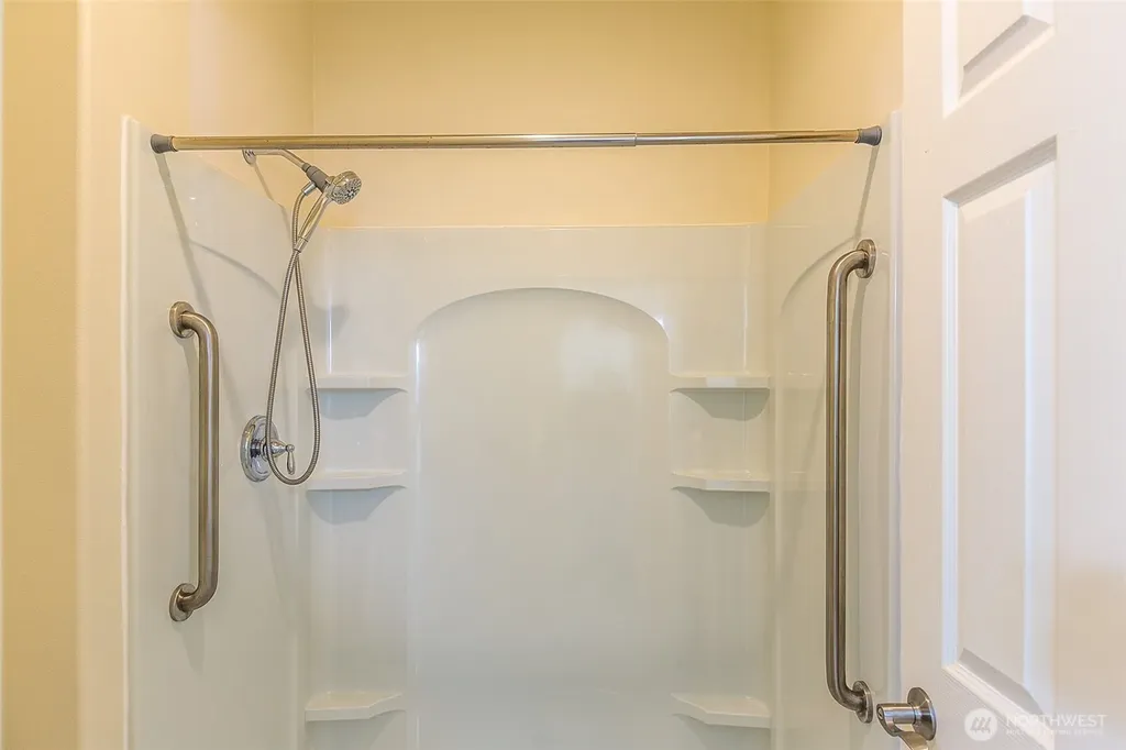 61 Snapdragon Lane Sequim WA 98382