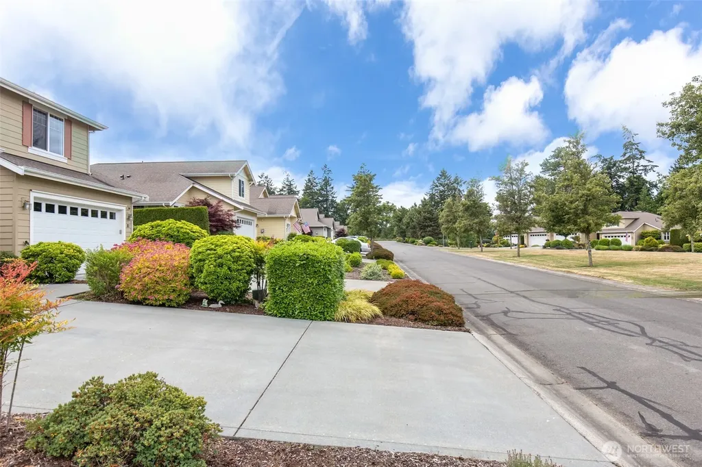 61 Snapdragon Lane Sequim WA 98382
